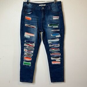 IRIS DISTRESSED BLUE JEANS ROLLED BOTTOM W/COLOR BELOW HOLES SIZE 7